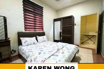 Bandar Laguna Merbok