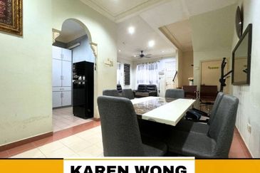 Bandar Laguna Merbok