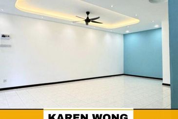 RENOVATED UNIT BANDAR AMANJAYA ANGGERIK 2 Storey Terrace House for Sale