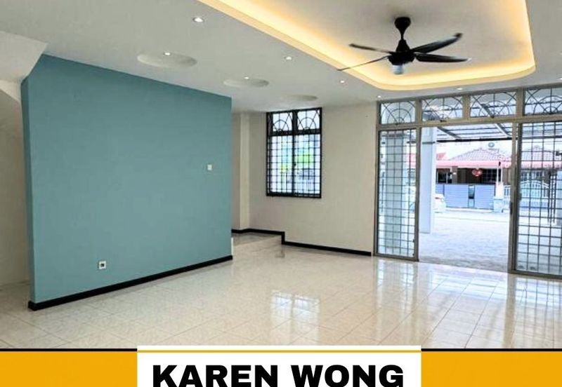 RENOVATED UNIT BANDAR AMANJAYA ANGGERIK 2 Storey Terrace House for Sale