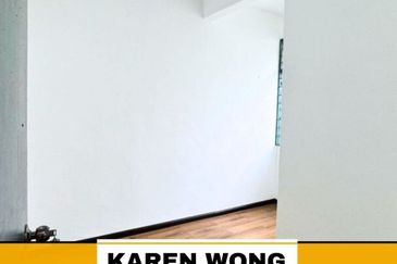 RENOVATED UNIT BANDAR AMANJAYA ANGGERIK 2 Storey Terrace House for Sale