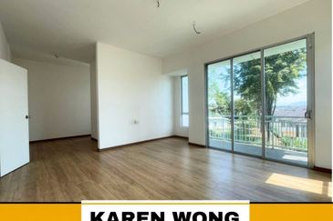 ASTANA PARK HOMES FULLY GATED & GUARDED 2 Storey SEMI DETACHED for Sale