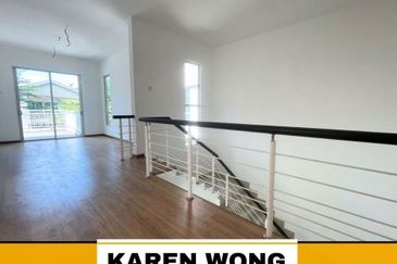 ASTANA PARK HOMES FULLY GATED & GUARDED 2 Storey SEMI DETACHED for Sale