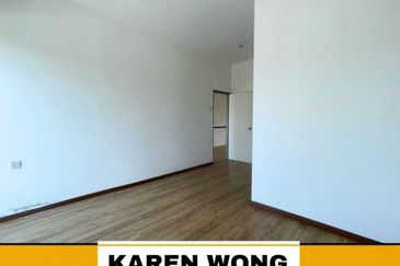 ASTANA PARK HOMES FULLY GATED & GUARDED 2 Storey SEMI DETACHED for Sale