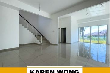 ASTANA PARK HOMES FULLY GATED & GUARDED 2 Storey SEMI DETACHED for Sale