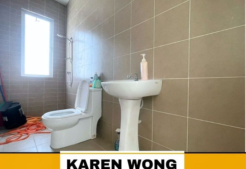 ASTANA PARK HOMES FULLY GATED & GUARDED 2 Storey SEMI DETACHED for Sale