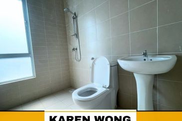 ASTANA PARK HOMES FULLY GATED & GUARDED 2 Storey SEMI DETACHED for Sale