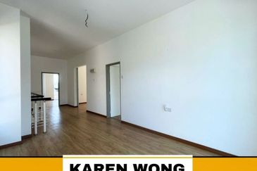 ASTANA PARK HOMES FULLY GATED & GUARDED 2 Storey SEMI DETACHED for Sale