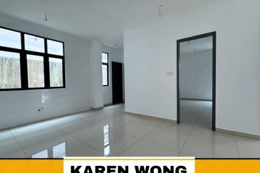 Sierra, Bukit Banyan