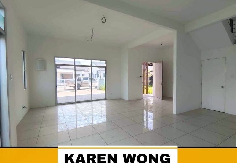 CORNER LOT HUGE LAND WESTFIELD YARRA PARK 2 Storey BUNGALOW for Sale