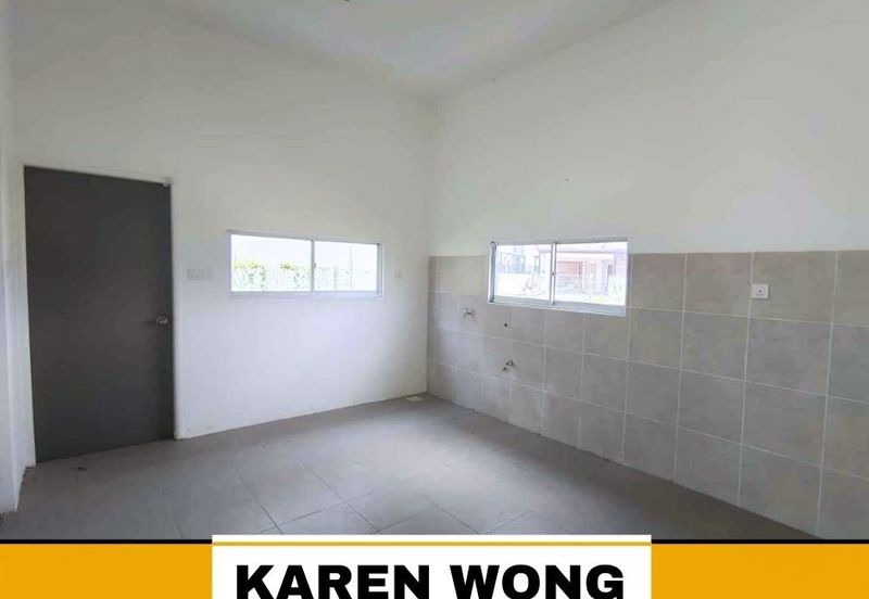 CORNER LOT HUGE LAND WESTFIELD YARRA PARK 2 Storey BUNGALOW for Sale