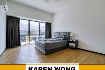 RENOVATED SALVIA BUKIT BANYAN Gated & Guarded Double Storey Terrace for Sale