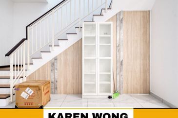 RENOVATED SALVIA BUKIT BANYAN Gated & Guarded Double Storey Terrace for Sale