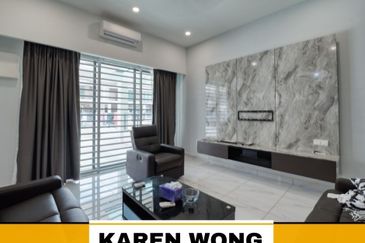 RENOVATED SALVIA BUKIT BANYAN Gated & Guarded Double Storey Terrace for Sale