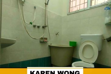 LAND SIZE : 1,400 sqft BANDAR PUTERI JAYA 1 Storey Terrace House