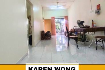 LAND SIZE : 1,400 sqft BANDAR PUTERI JAYA 1 Storey Terrace House