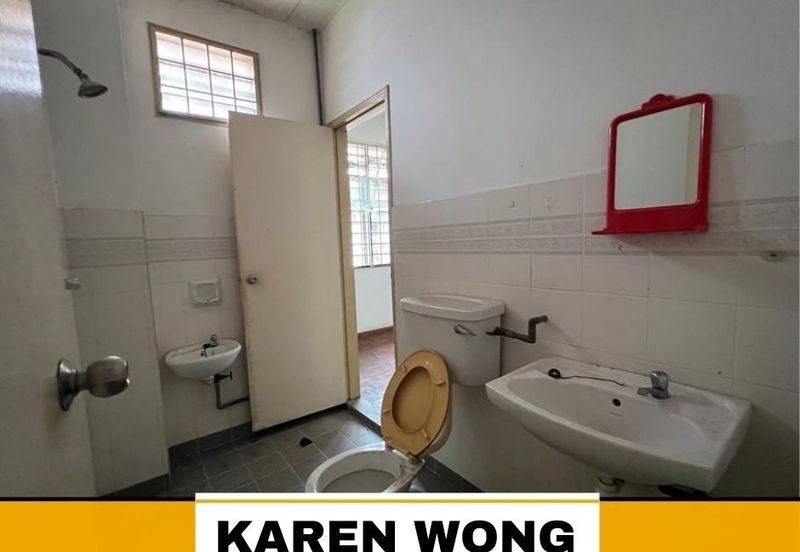 Bandar Laguna Merbok