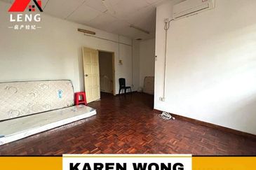 Bandar Laguna Merbok