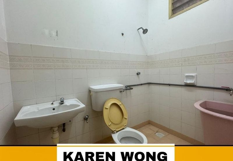 Bandar Laguna Merbok