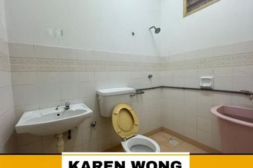 Bandar Laguna Merbok