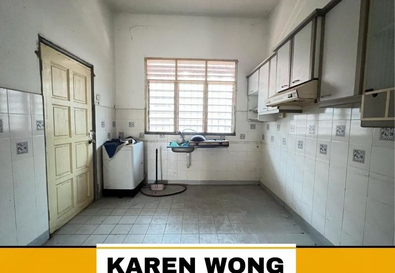 Bandar Laguna Merbok