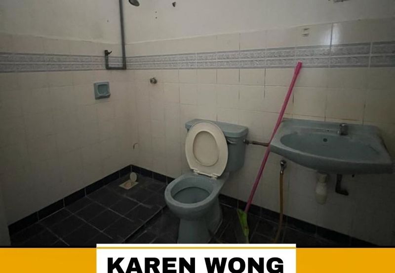 Bandar Laguna Merbok