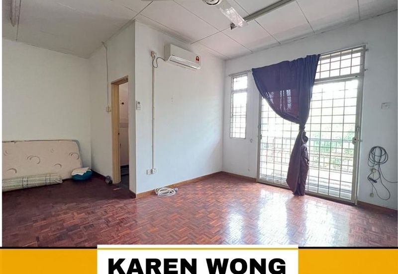 Bandar Laguna Merbok