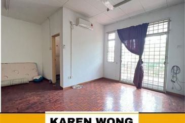 Bandar Laguna Merbok