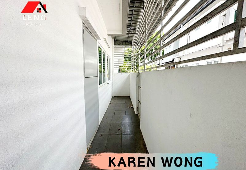 OPEN FACING AZELIA BUKIT BANYAN Double Storey Terrace House for RENT