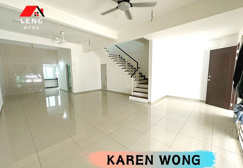 OPEN FACING AZELIA BUKIT BANYAN Double Storey Terrace House for RENT