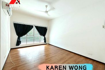 OPEN FACING AZELIA BUKIT BANYAN Double Storey Terrace House for RENT