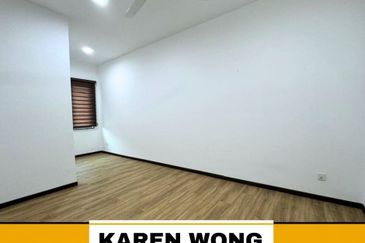 KITCHEN CABINET & FULLY GRILLE AMARYN BUKIT BANYAN 2 Storey Terrace House for RENT