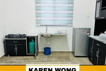 FULLY GATED & GUARDED SP SAUJANA PERMAI 1 Storey SEMI DETACHED for RENT