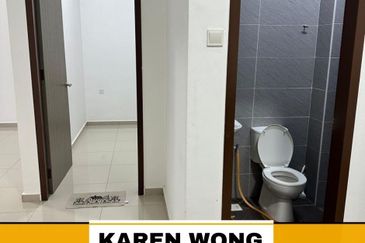 FULLY GATED & GUARDED SP SAUJANA PERMAI 1 Storey SEMI DETACHED for RENT