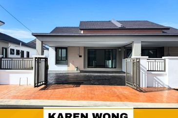 FULLY GATED & GUARDED SP SAUJANA PERMAI 1 Storey SEMI DETACHED for RENT