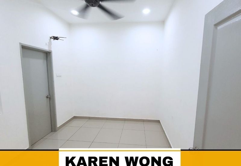 FULLY GATED & GUARDED AZELIA BUKIT BANYAN 2 Storey Terrace House for RENT