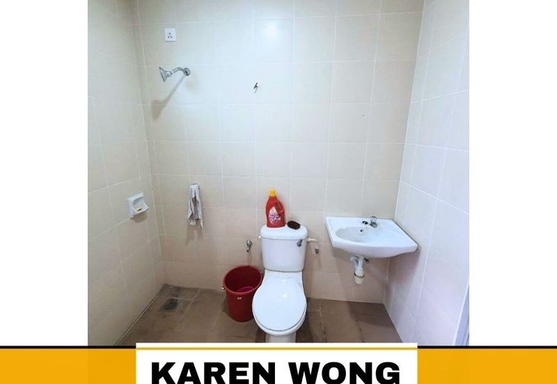 FULLY GATED & GUARDED AZELIA BUKIT BANYAN 2 Storey Terrace House for RENT