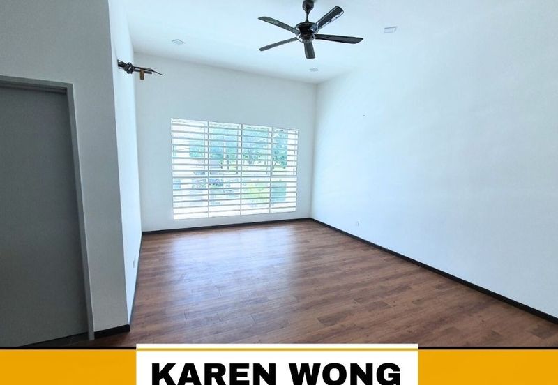 FULLY GATED & GUARDED AZELIA BUKIT BANYAN 2 Storey Terrace House for RENT