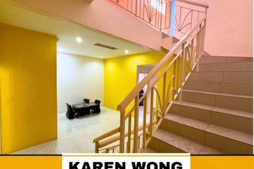 RENOVATED PERMATA HILL PARK near C-Mart Amanjaya 2.5 Storey Terrace for Sale