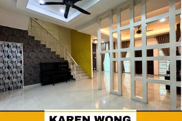 RENOVATED PERMATA HILL PARK near C-Mart Amanjaya 2.5 Storey Terrace for Sale