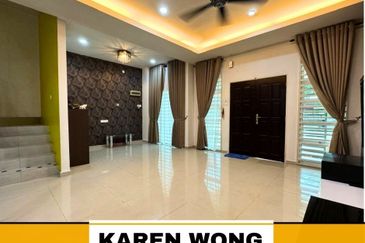 RENOVATED PERMATA HILL PARK near C-Mart Amanjaya 2.5 Storey Terrace for Sale