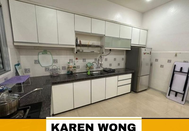 Bandar Laguna Merbok