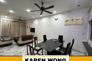 Bandar Laguna Merbok