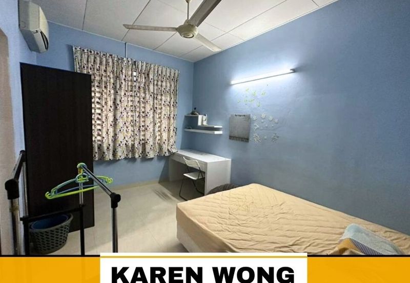 Bandar Laguna Merbok