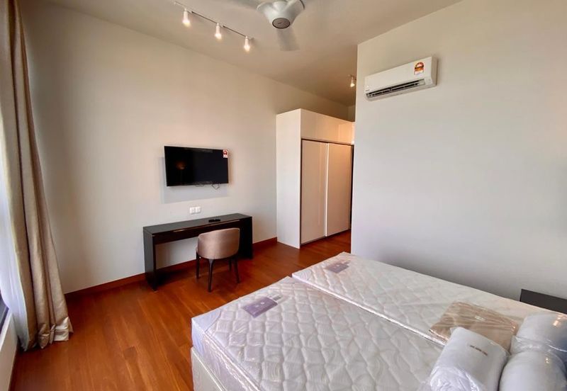 Oxford Residences @ Pavilion Embassy