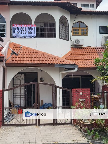 Taman Serdang Raya Serdang House For Sale Seri Kembangan Well Maintained Near MRT 2 , Selangor, Seri Kembangan