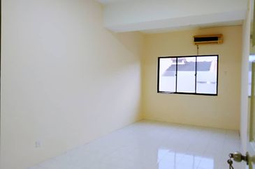 Happy Garden (Taman Gembira)