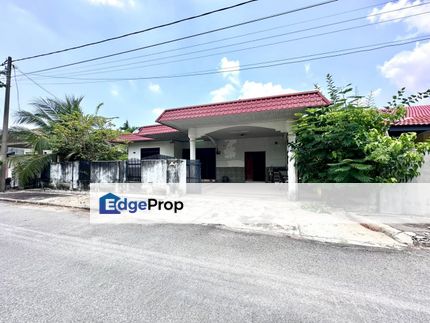 SINGLE STOREY BUNGALOW FULLY RENOVATED BELOW MARKET VALUE NON BUMI LOT TAMAN MARKISAH BUKIT MERTAJAM, Penang, Bukit Minyak