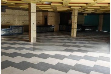 Roi 5.2% Corner 3 Storey Shoplot @ Jln Psk 9, Seri Kembangan For Sale