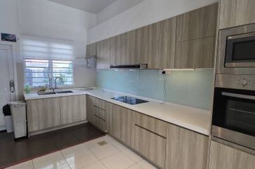 Renovated 2 Storey Terrace House @ Setia Ecohill 1, Semenyih For Sale